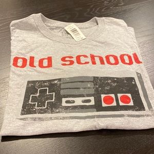 Tee Luv Old School Nintendo NES Controller T-Shirt; heather gray; size L; NWT